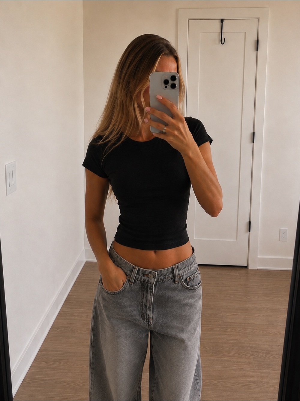 Aritzia Sunday Best Little Ribbed T-Shirt Black